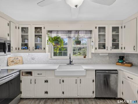 272 Whalehead Road Ledyard CT 06335