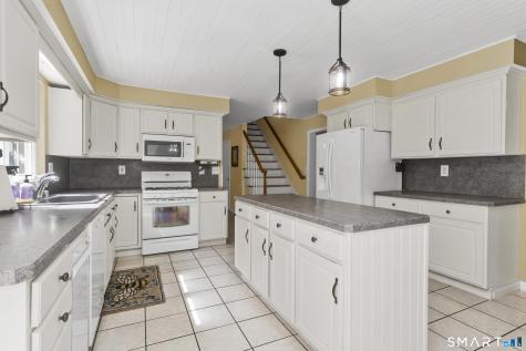 191 Abbe Road Enfield CT 06082