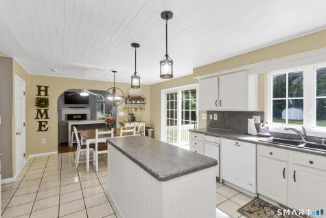 191 Abbe Road Enfield CT 06082