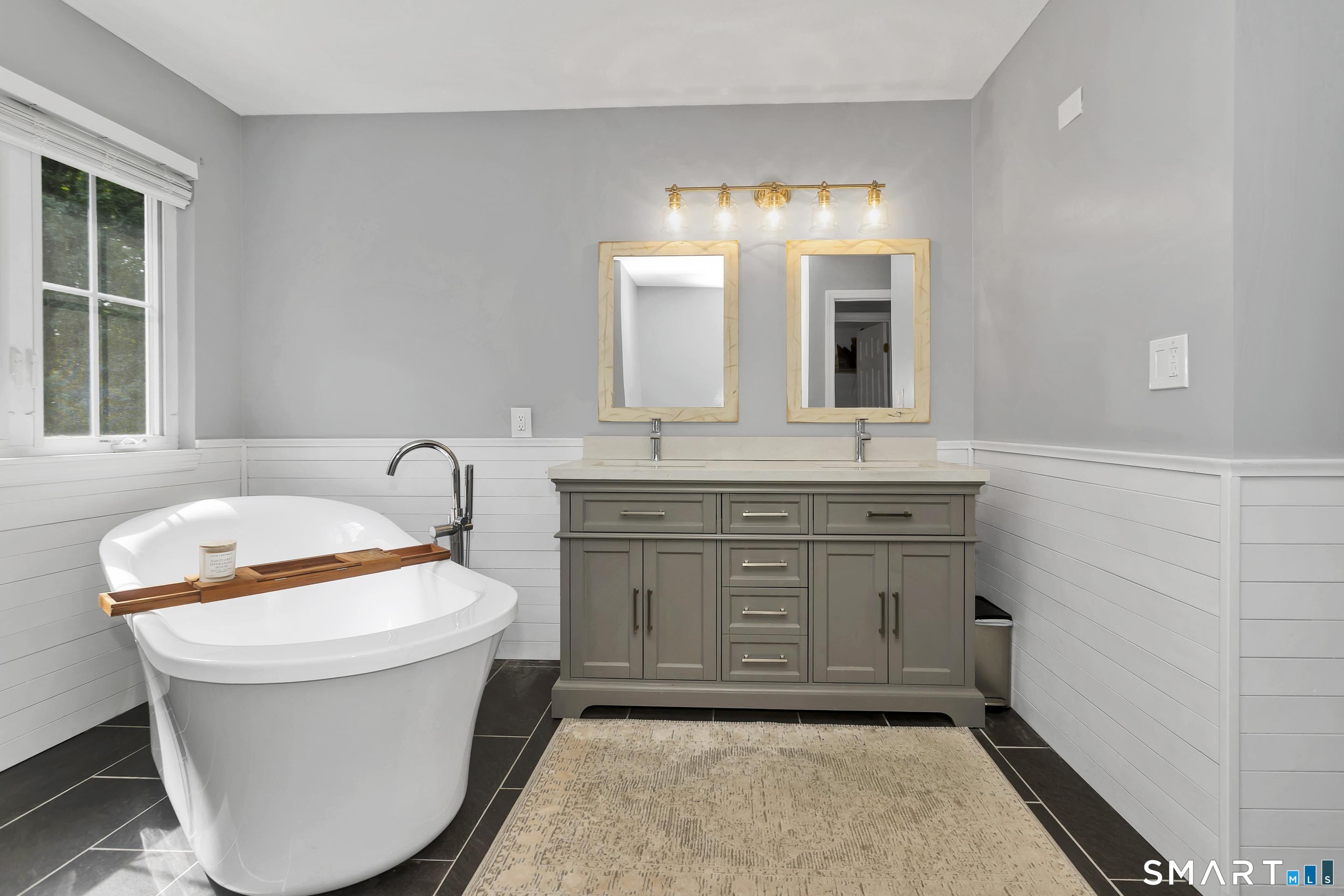 191 Abbe Road Enfield CT 06082