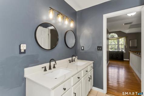 191 Abbe Road Enfield CT 06082