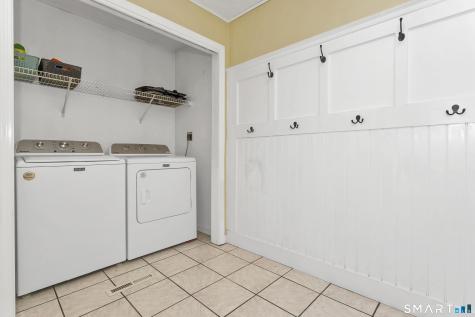 191 Abbe Road Enfield CT 06082