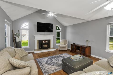 191 Abbe Road Enfield CT 06082