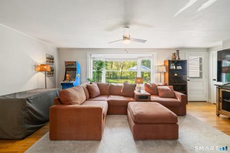 9 Fisk Drive Newington CT 06111
