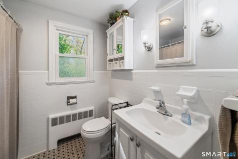 9 Fisk Drive Newington CT 06111