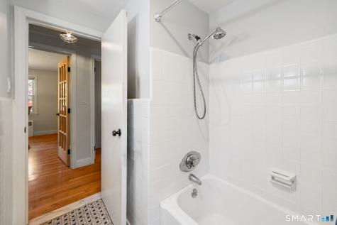 9 Fisk Drive Newington CT 06111