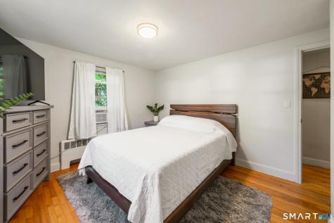 9 Fisk Drive Newington CT 06111