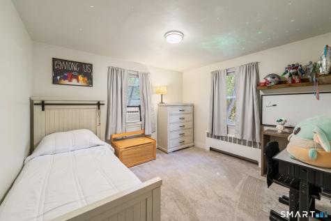 9 Fisk Drive Newington CT 06111