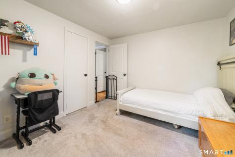 9 Fisk Drive Newington CT 06111