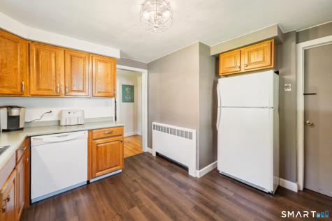 9 Fisk Drive Newington CT 06111