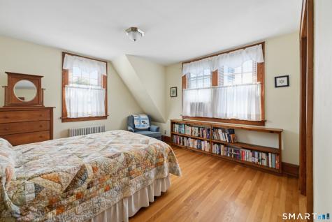 10 Lawncrest Road Danbury CT 06810