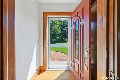 10 Lawncrest Road Danbury CT 06810