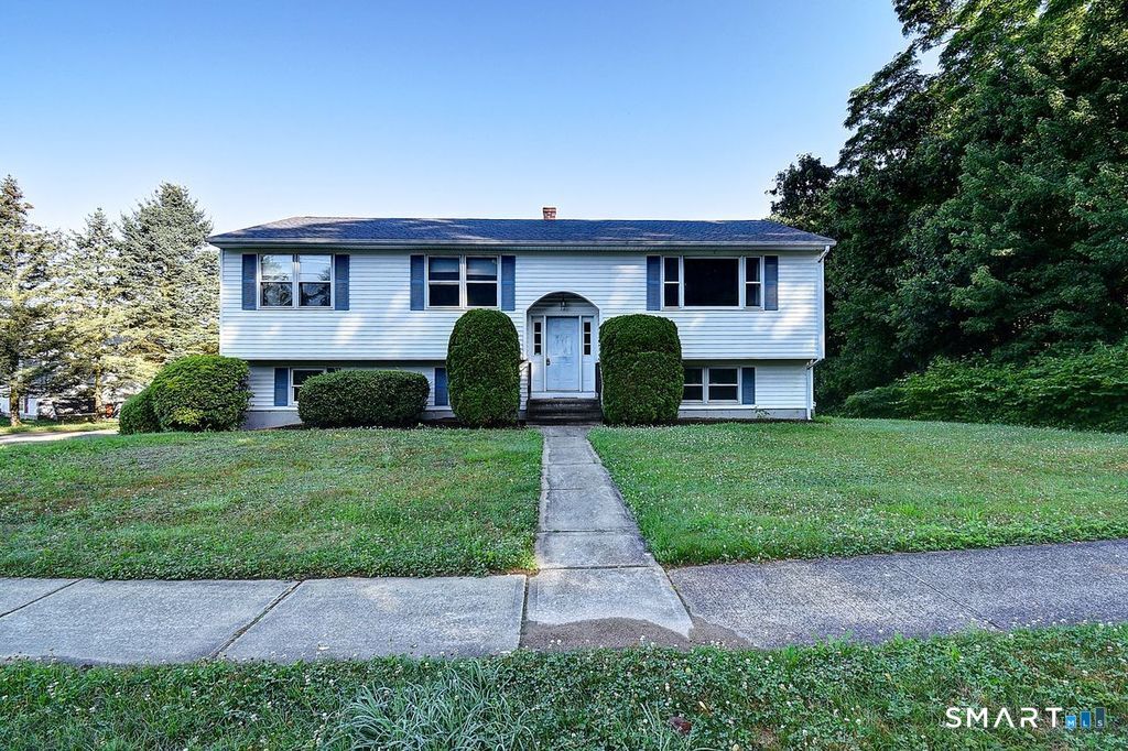 54 Skyview Drive Naugatuck CT 06770