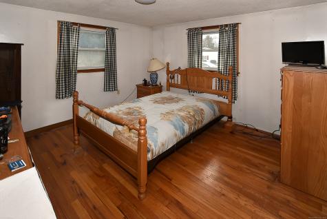 2 Nevins Avenue Enfield CT 06082