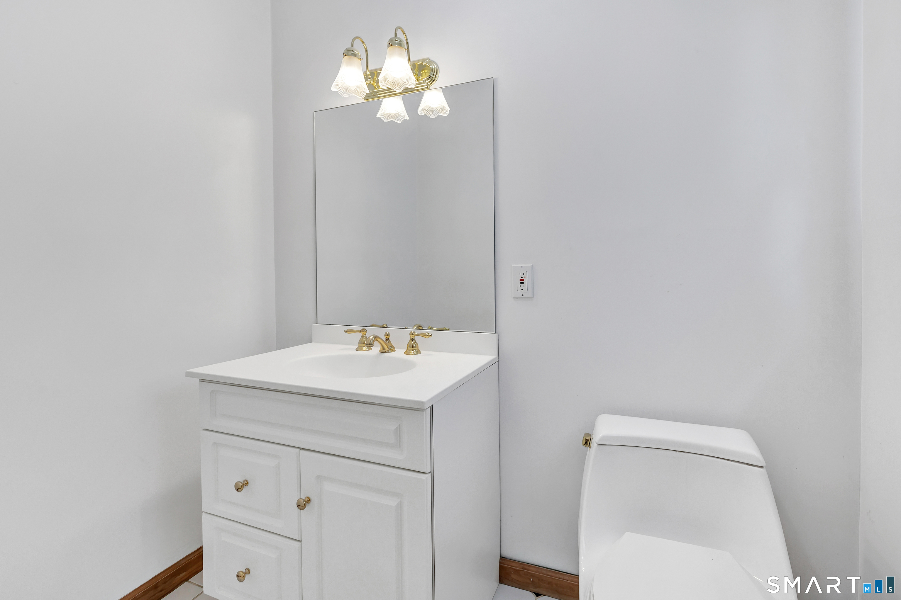 470 Oceanview Terrace Stratford CT 06615