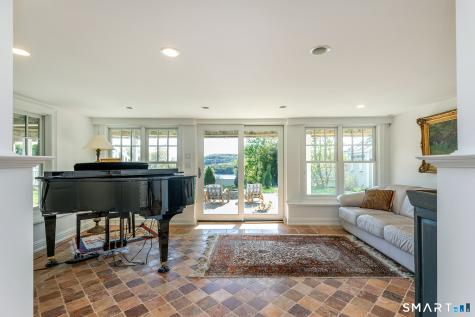 34 Skyline Drive Brookfield CT 06804