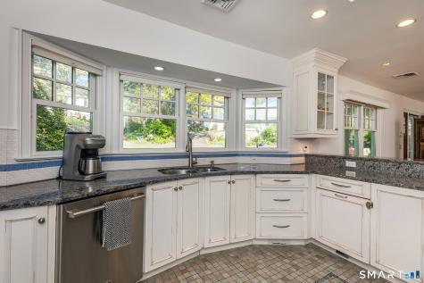 34 Skyline Drive Brookfield CT 06804