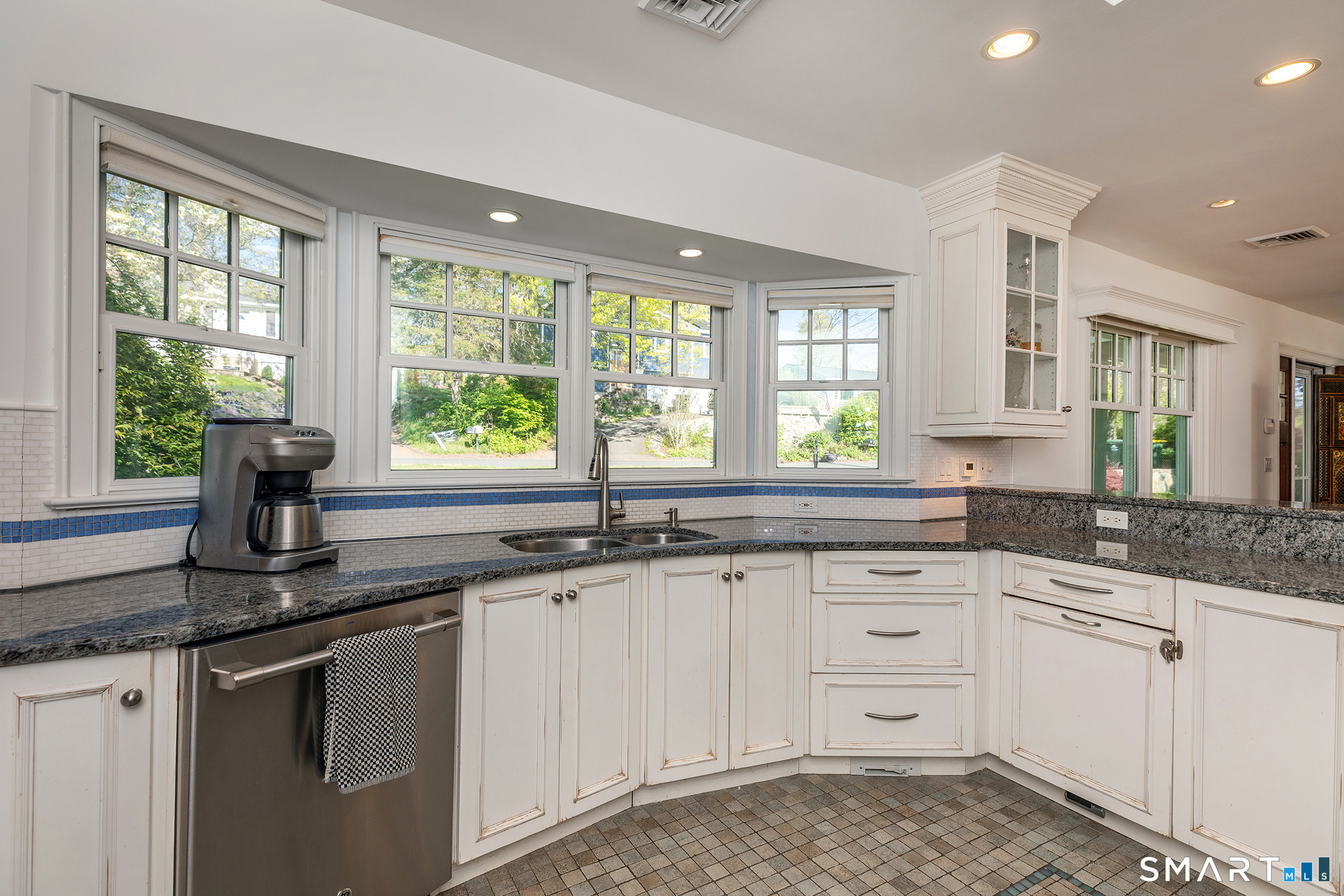 34 Skyline Drive Brookfield CT 06804