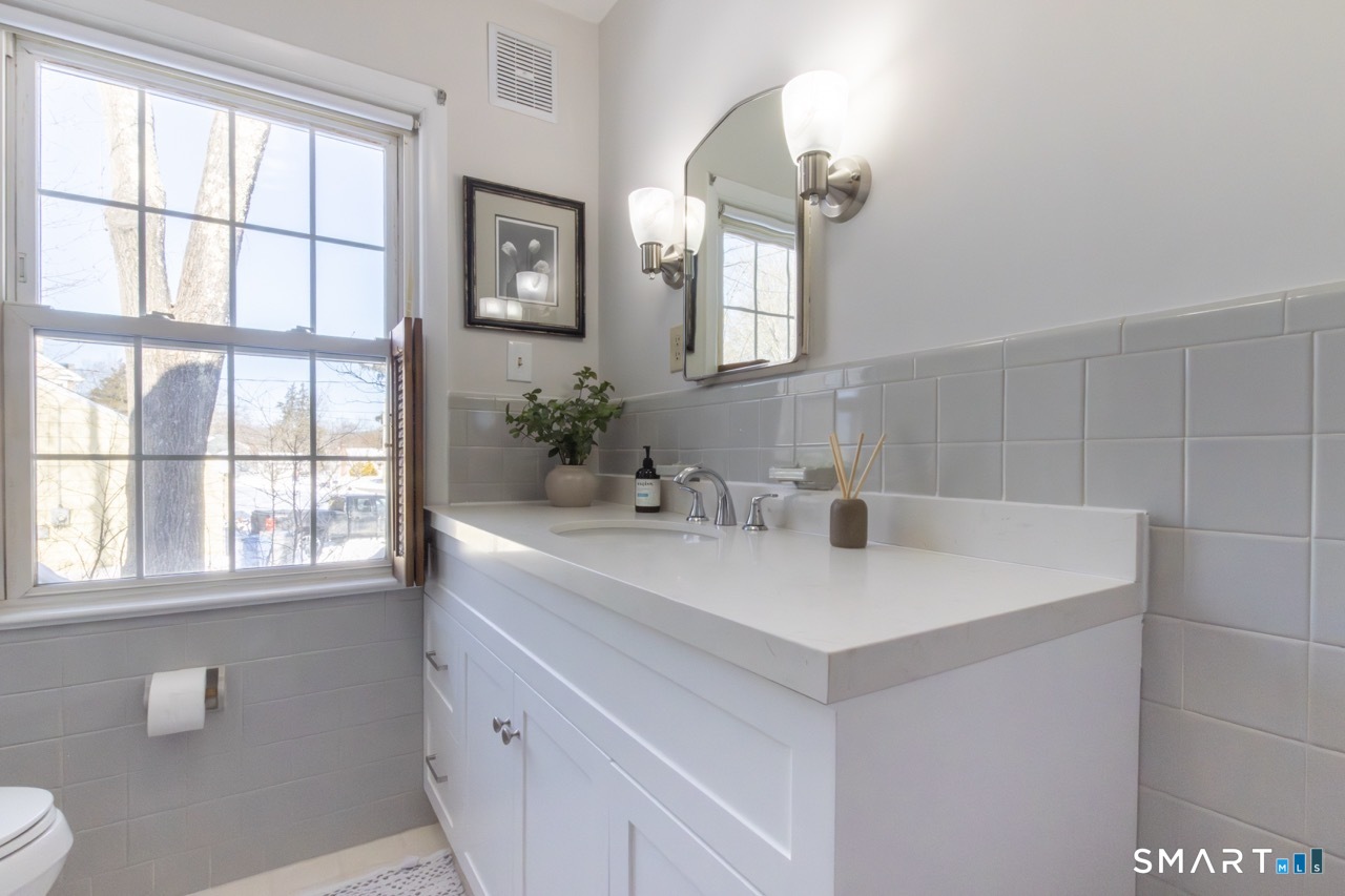 215 Fernwood Road Trumbull CT 06611