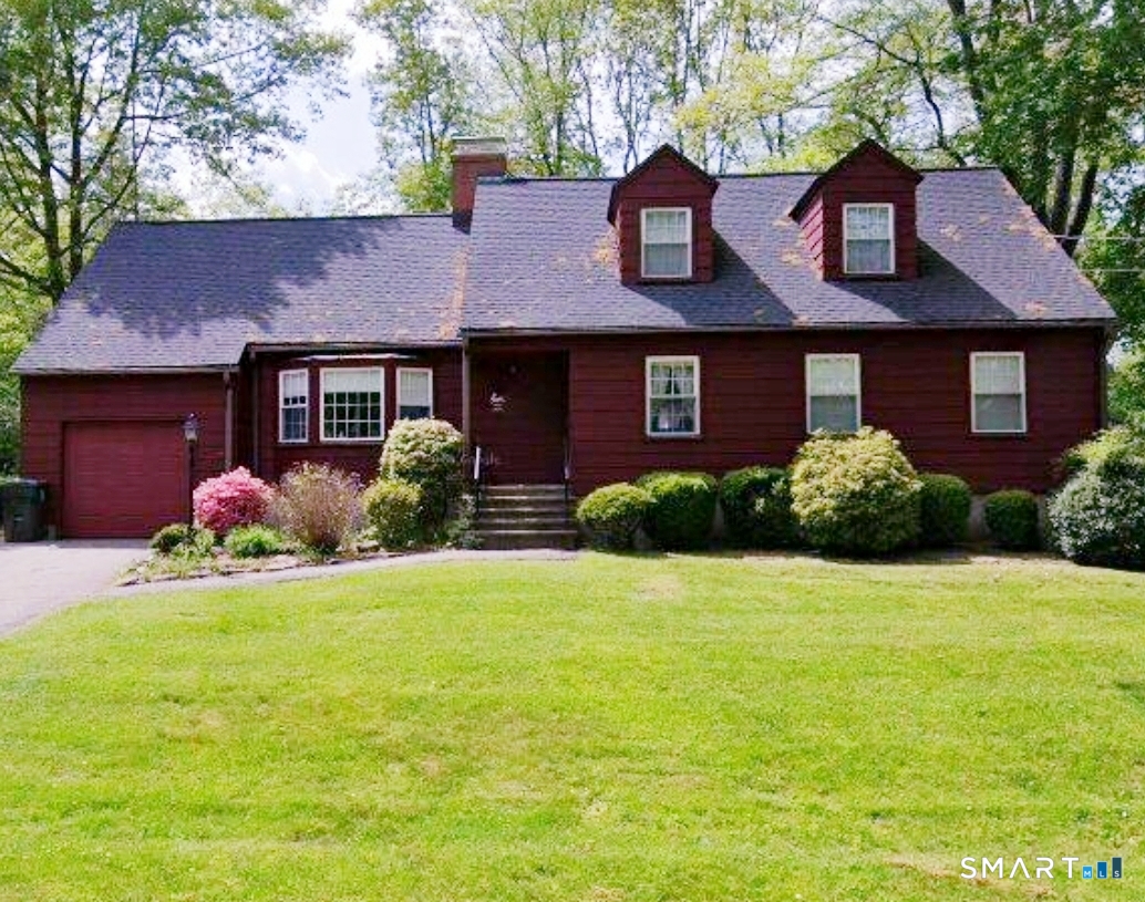 215 Fernwood Road Trumbull CT 06611