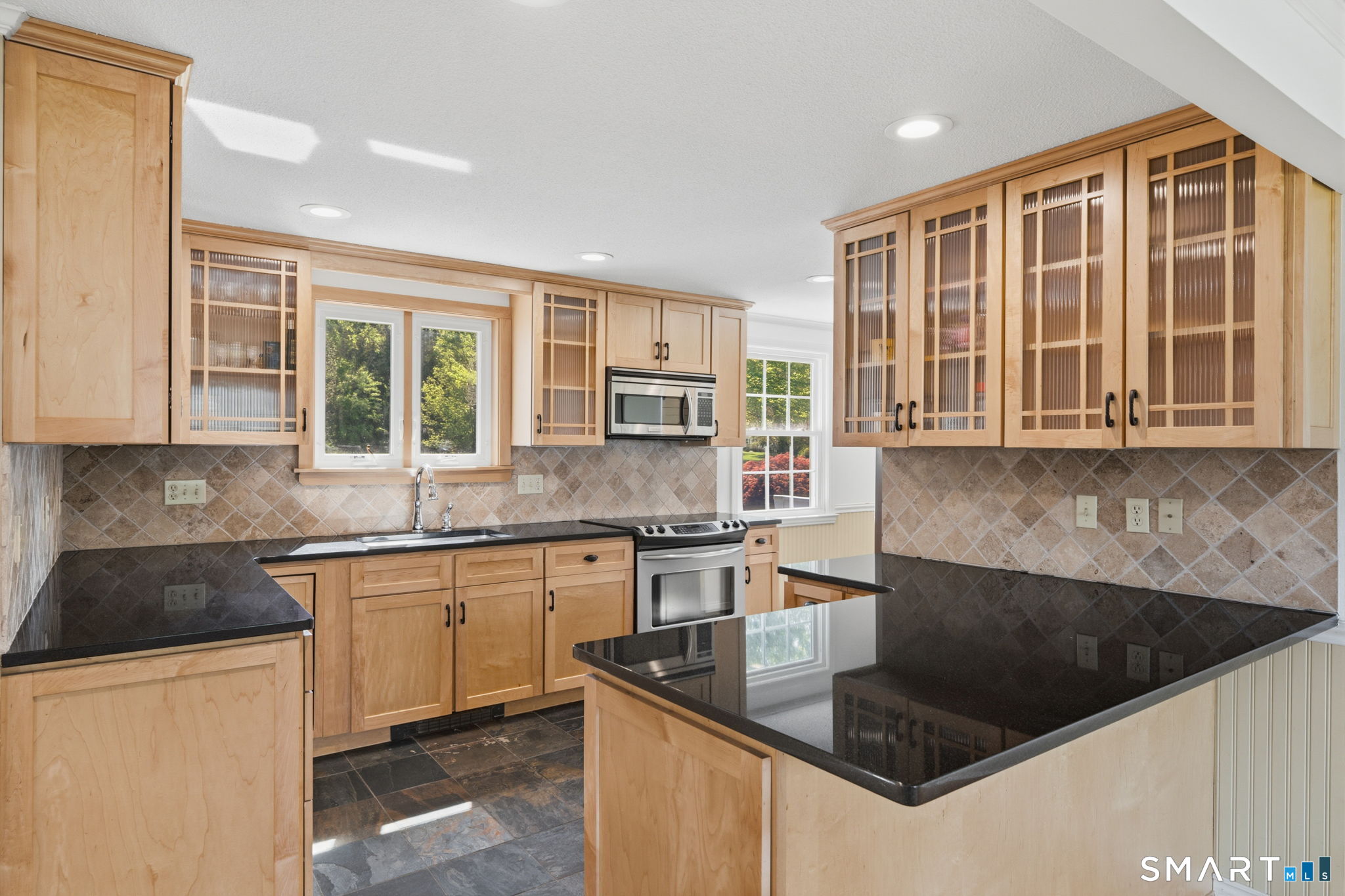 32 Meadowgate Street Wethersfield CT 06109