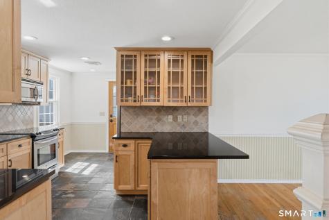 32 Meadowgate Street Wethersfield CT 06109