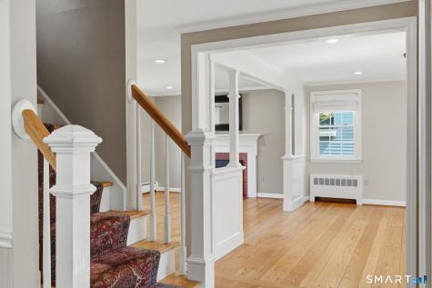 32 Meadowgate Street Wethersfield CT 06109
