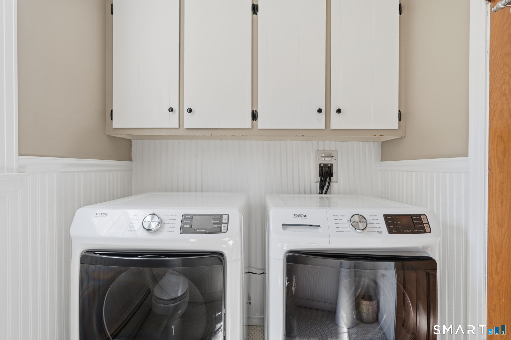 32 Meadowgate Street Wethersfield CT 06109