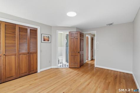 32 Meadowgate Street Wethersfield CT 06109