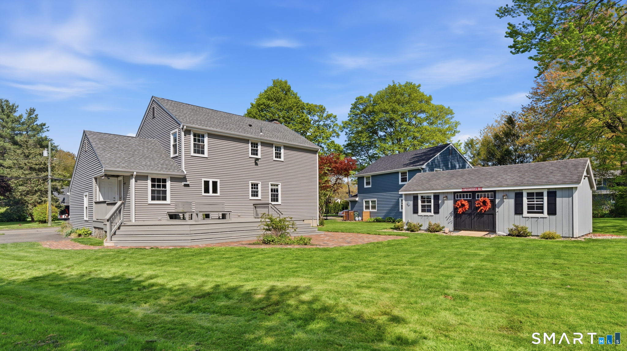 32 Meadowgate Street Wethersfield CT 06109