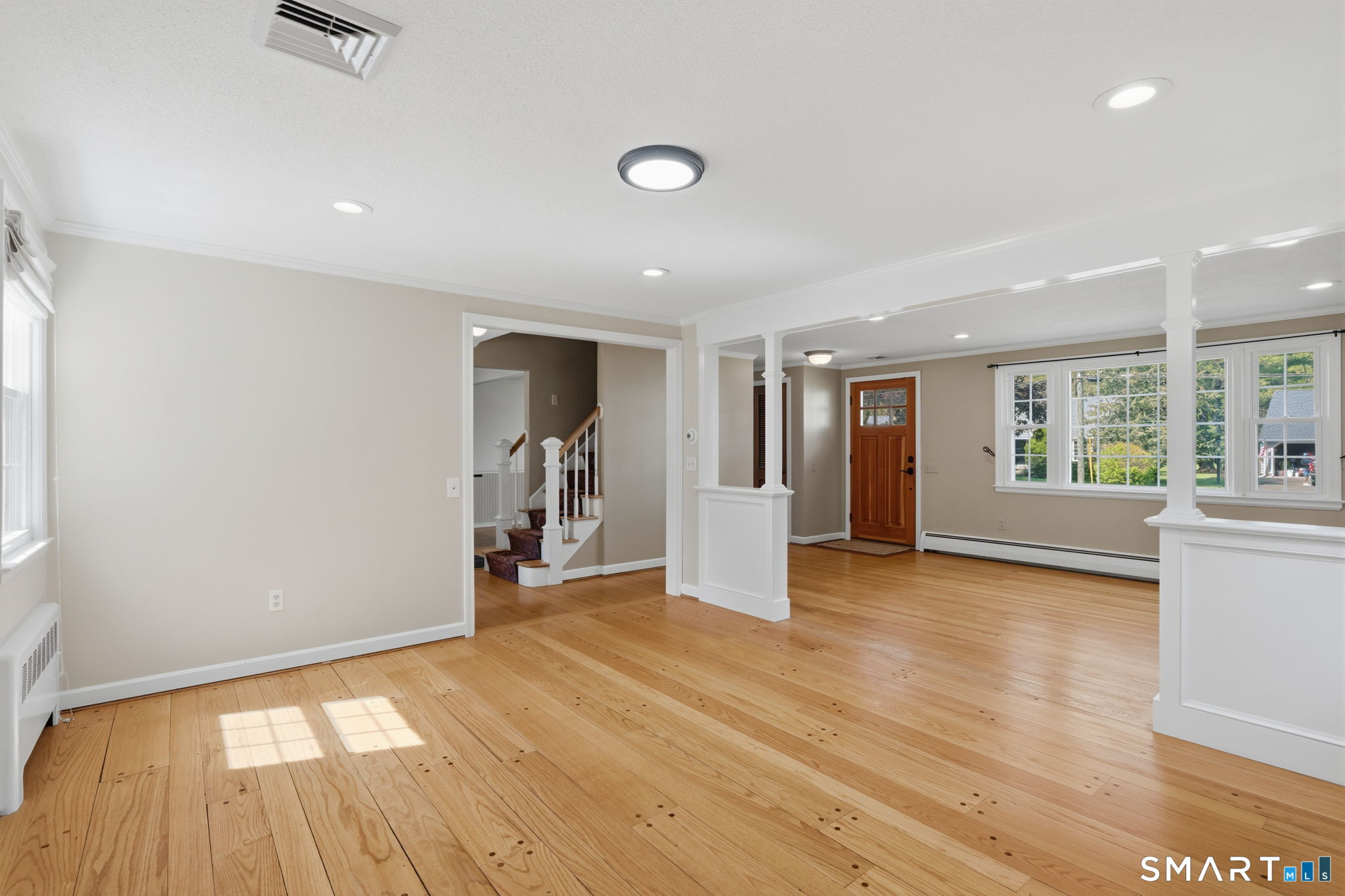 32 Meadowgate Street Wethersfield CT 06109
