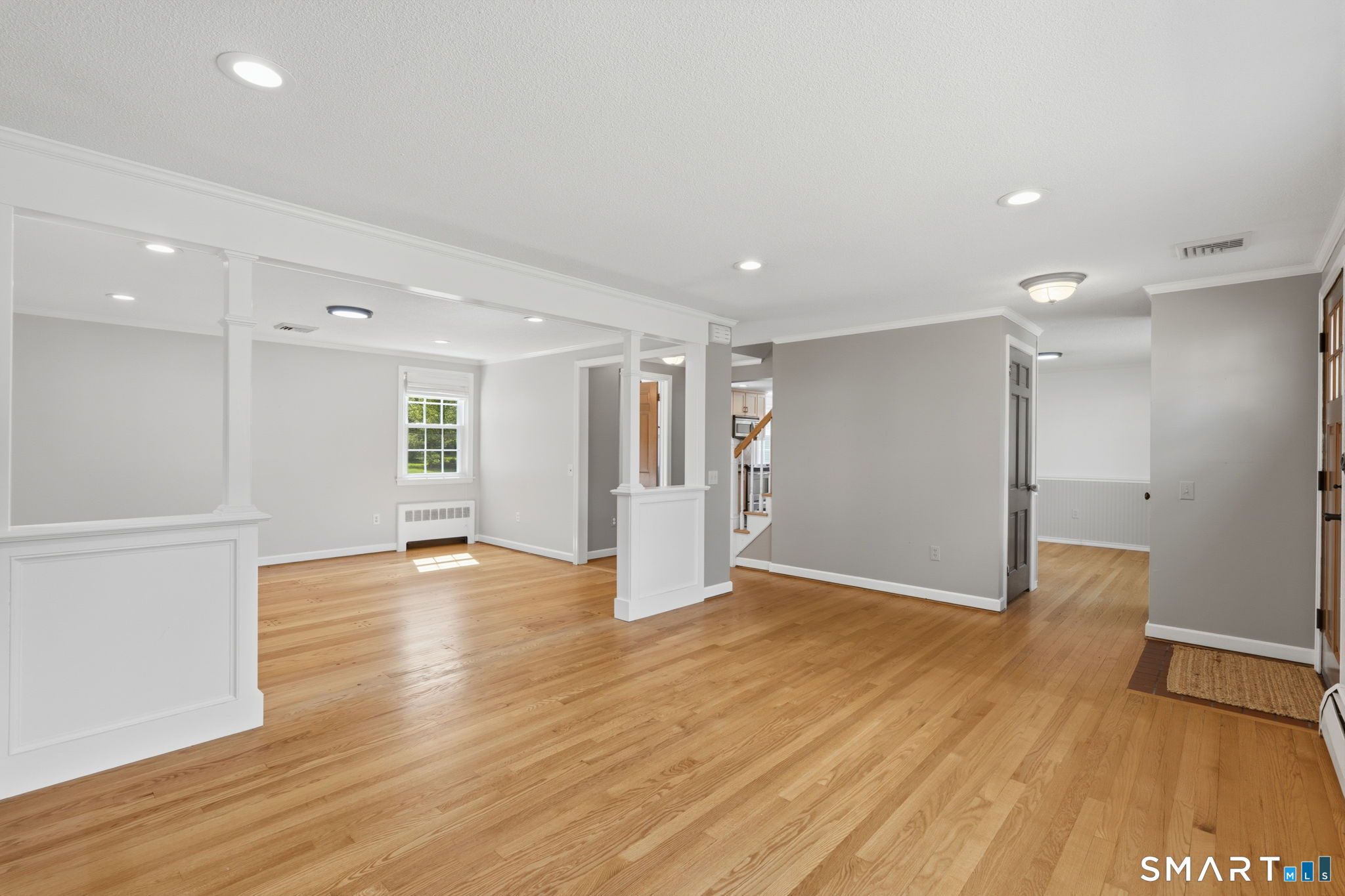 32 Meadowgate Street Wethersfield CT 06109