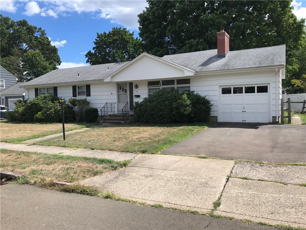 39 Edgemere Road Hamden CT 06517