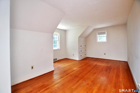 220 Arch Road Avon CT 06001