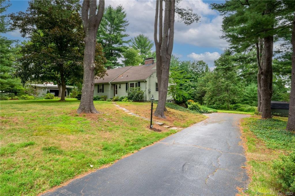 34 Cold Spring Drive Bloomfield CT 06002