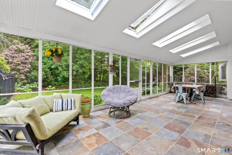 30 Fox Chase Lane West Hartford CT 06107