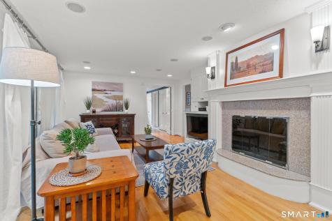 30 Fox Chase Lane West Hartford CT 06107