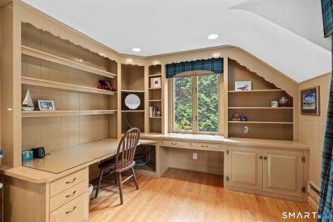 30 Fox Chase Lane West Hartford CT 06107