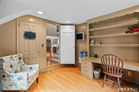 30 Fox Chase Lane West Hartford CT 06107