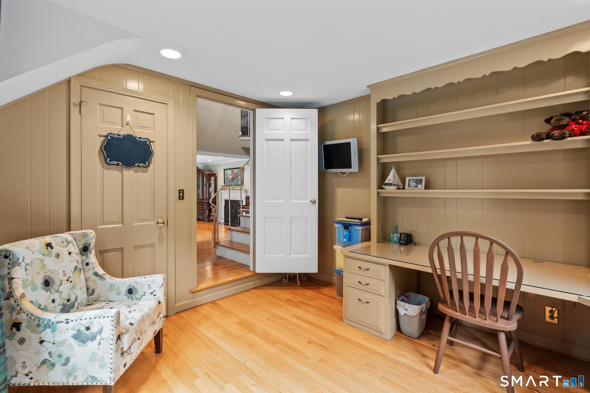 30 Fox Chase Lane West Hartford CT 06107