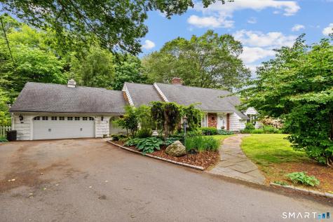 30 Fox Chase Lane West Hartford CT 06107