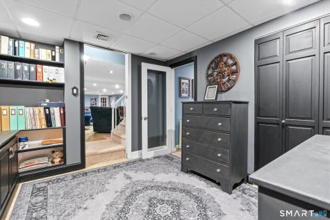 30 Fox Chase Lane West Hartford CT 06107