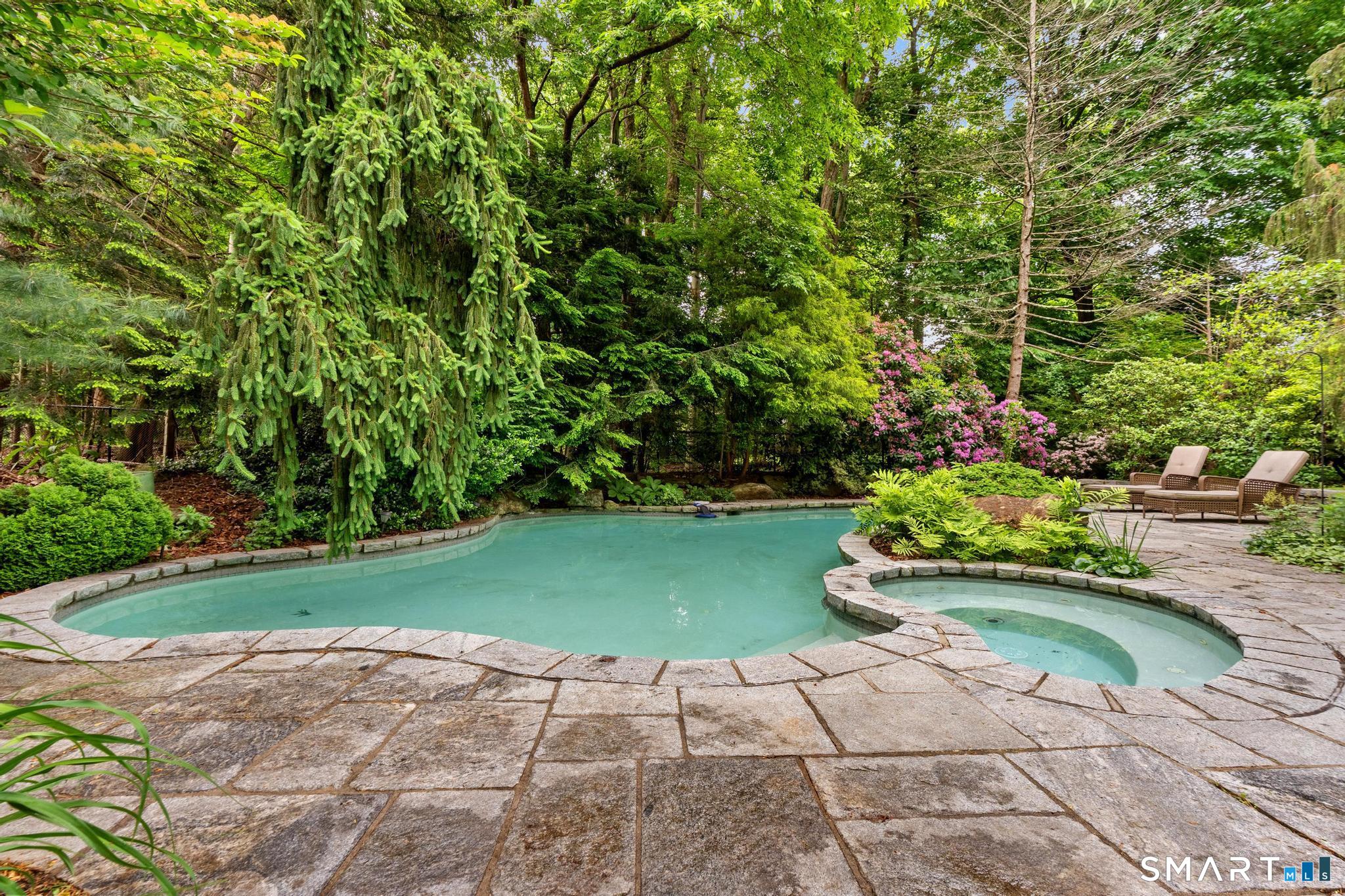 30 Fox Chase Lane West Hartford CT 06107