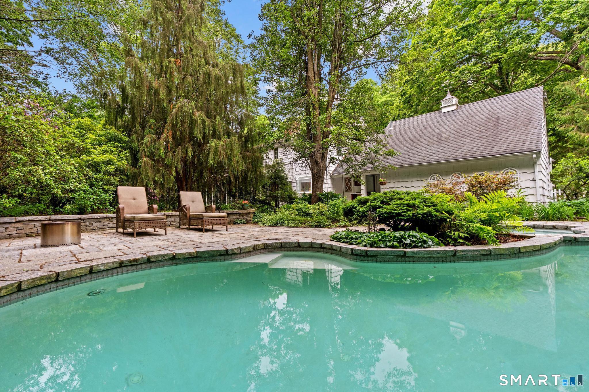 30 Fox Chase Lane West Hartford CT 06107