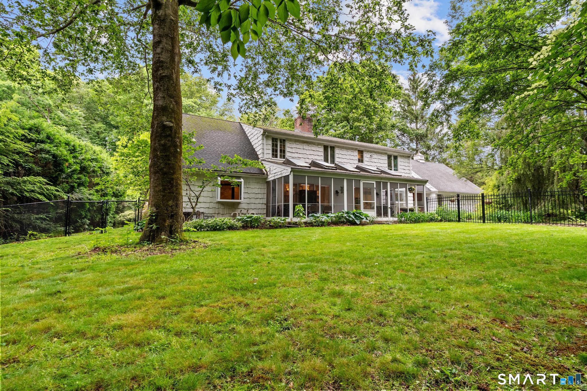 30 Fox Chase Lane West Hartford CT 06107