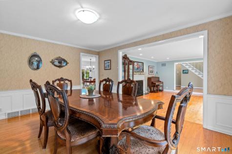 30 Fox Chase Lane West Hartford CT 06107
