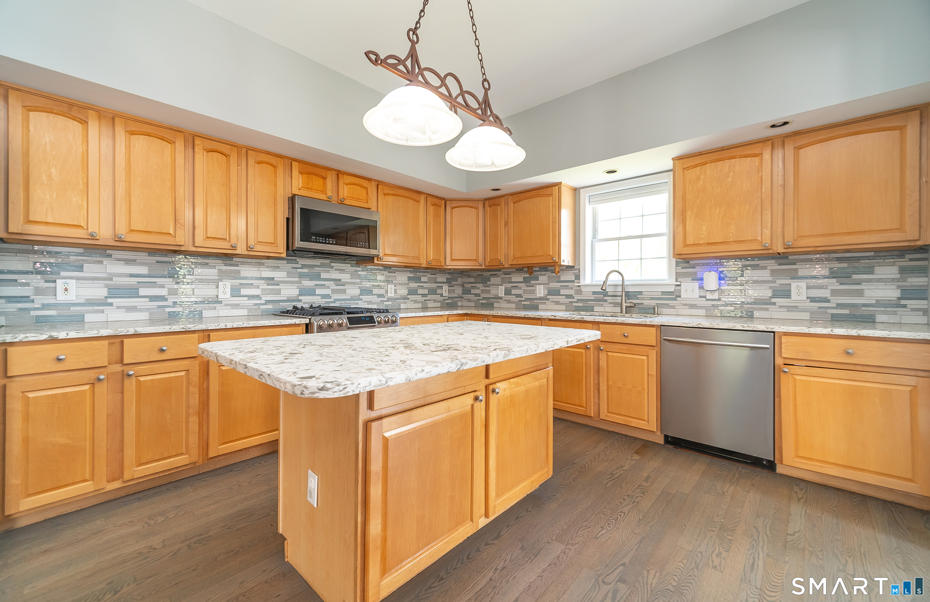 1780 Stratfield Road Fairfield CT 06825