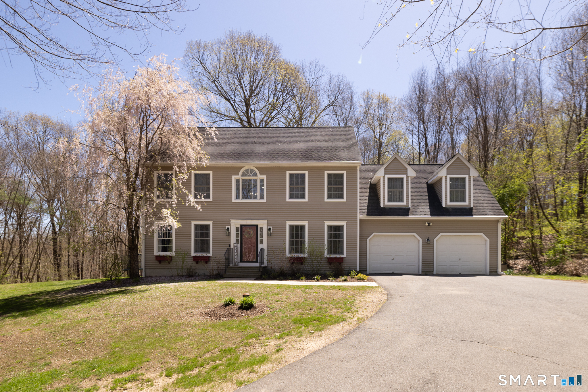 29 Chestnut Hill Road Hebron CT 06248