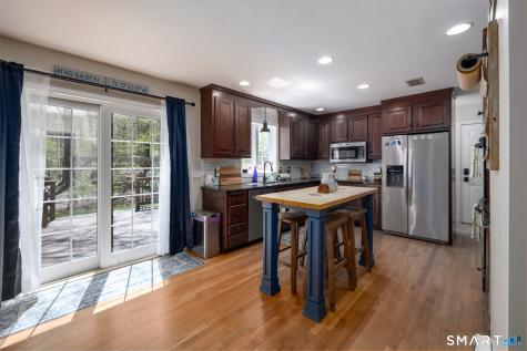 29 Chestnut Hill Road Hebron CT 06248