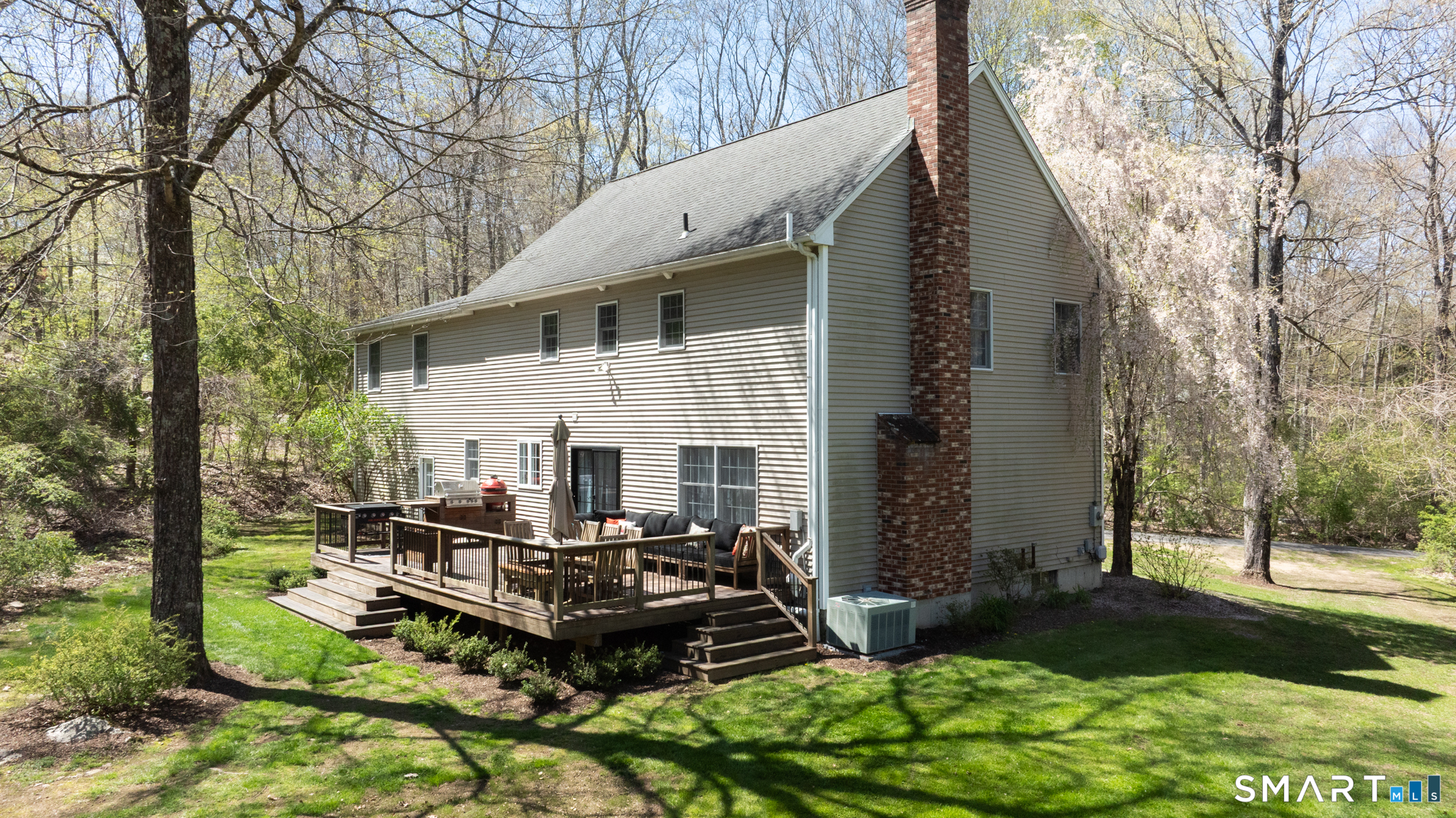 29 Chestnut Hill Road Hebron CT 06248